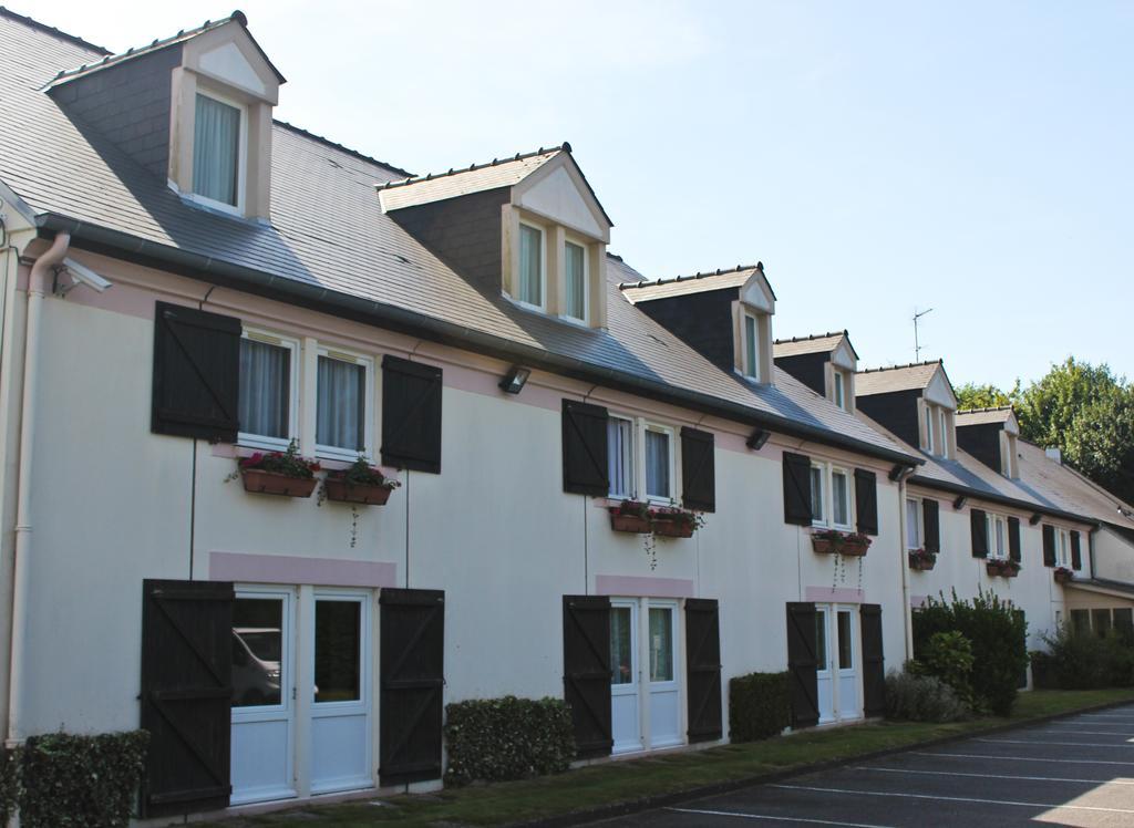 Kyriad Rennes Nord Hotel Exterior foto