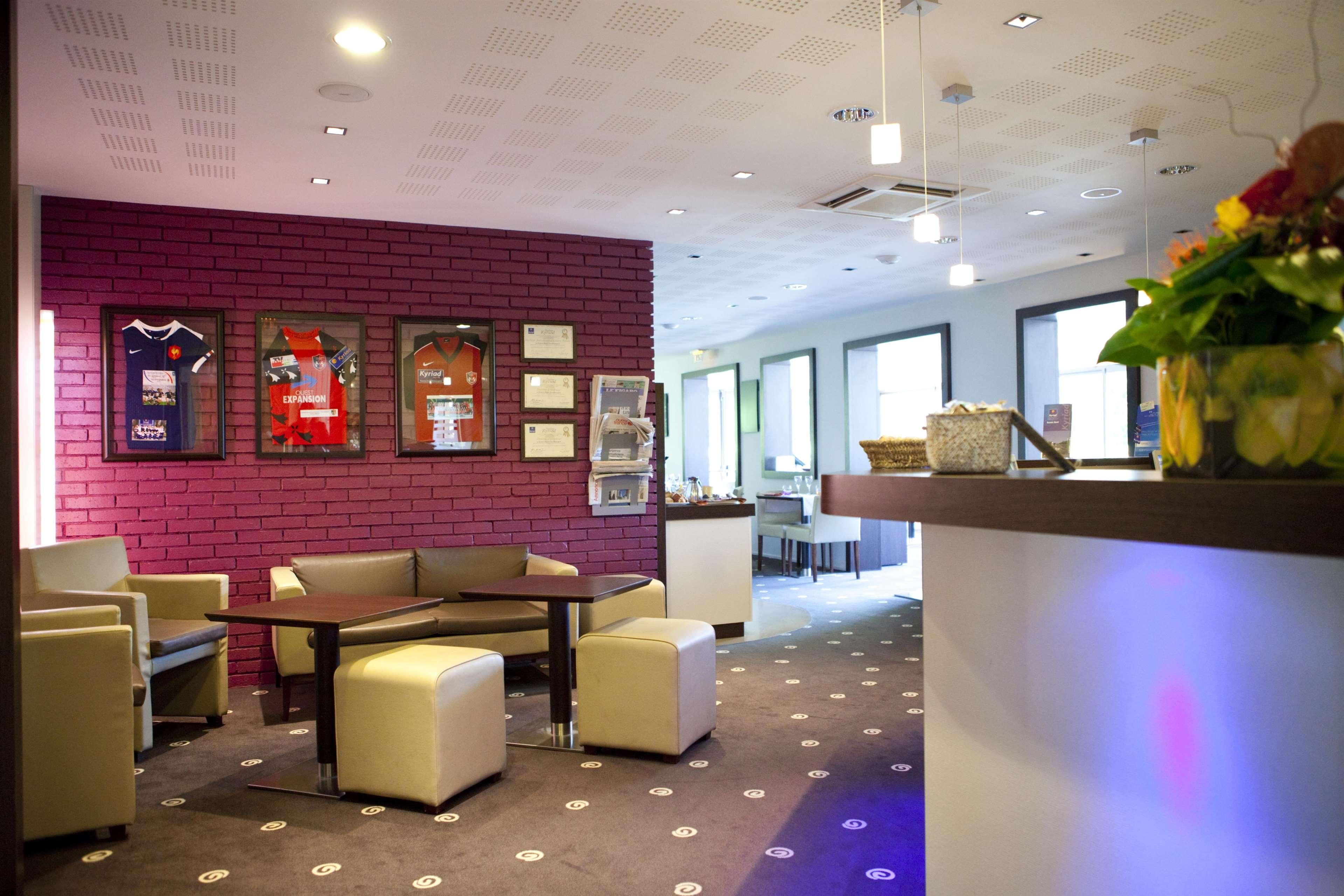 Kyriad Rennes Nord Hotel Exterior foto